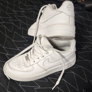 Nike White Low-Top Leather Sneakers